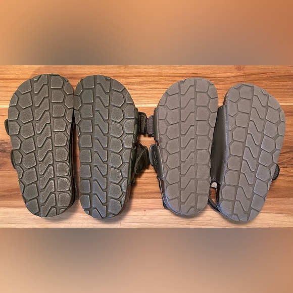 2 PAIR! GAP Toddler Buckle Sandals Camo and Heather Grey SIZE 7-8 - Picture 3 of 10